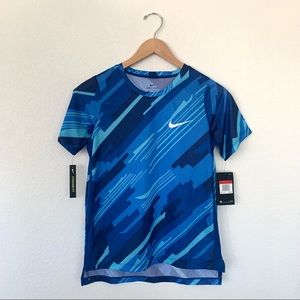 NWT Nike DRI-FIT T-Shirt Geometric Print